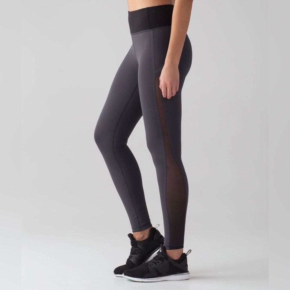 Lululemon 28” smooth stride tight, grey and black, luxtreme, women’s size 4